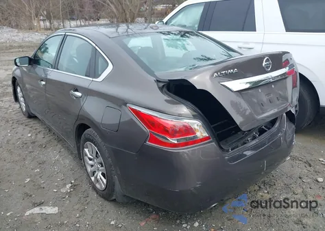 2015 Nissan Altima из США, поврежденный, VIN 1N4AL3AP3FN874580